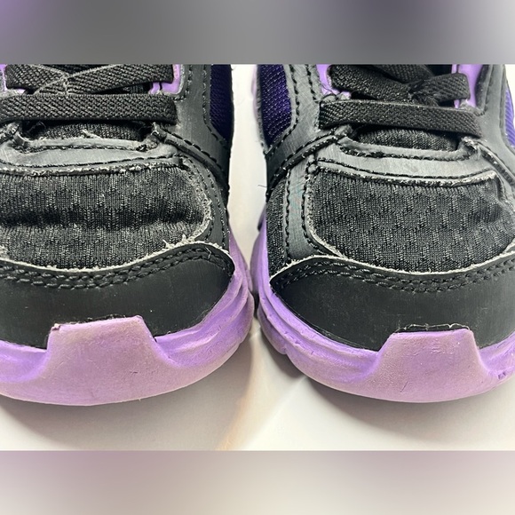 Nike Kids Velcro Black and Purple Shoes Baby Toddler Sneakers Size 6C - Picture 4 of 15